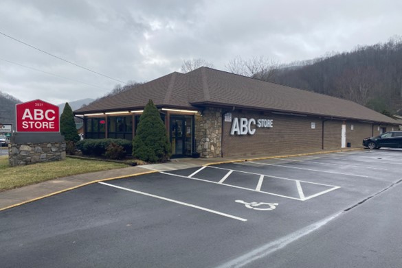 Hwy 19, 3931 Soco Rd ABC Store Information