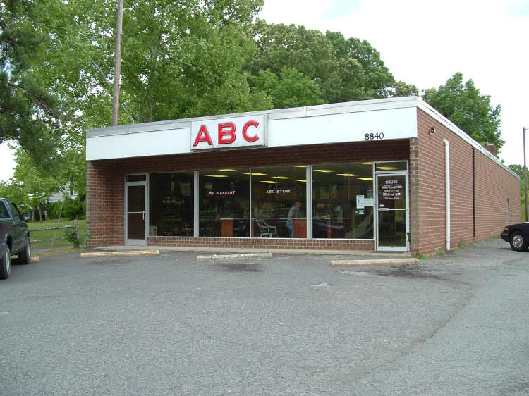 8840 E. Franklin St ABC Store Information