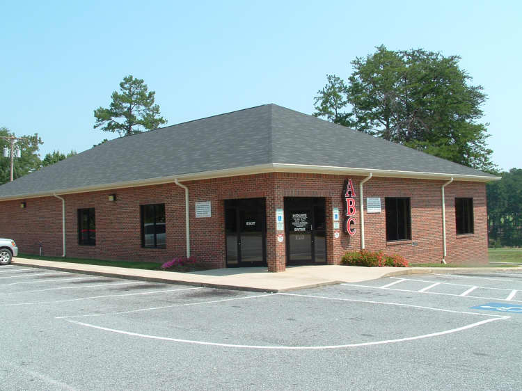 430 Oak St ABC Store Information