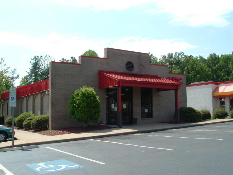 220 Cleveland Ave ABC Store Information